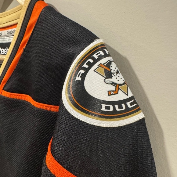 Anaheim Mighty Ducks NHL Hockey Jersey - Picture 4 of 10